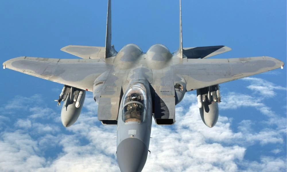 Μαχητικό F-15 πέτυχε την πιο μακρινή κατάρριψη στόχου στον κόσμο